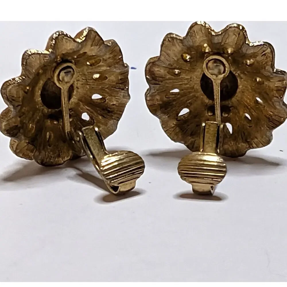 Vintage 1960s Cathe Clip On Earrings Gold Silver Tone Floral Signed 1 Inch